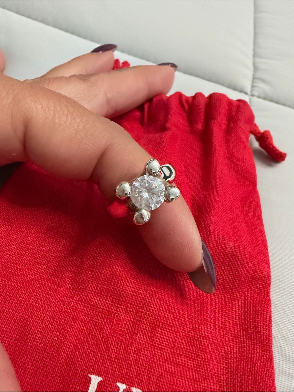 Uno de 50 Sterling Silver Solitaire Round CZ Ring - Silver - Picture 3 of 6